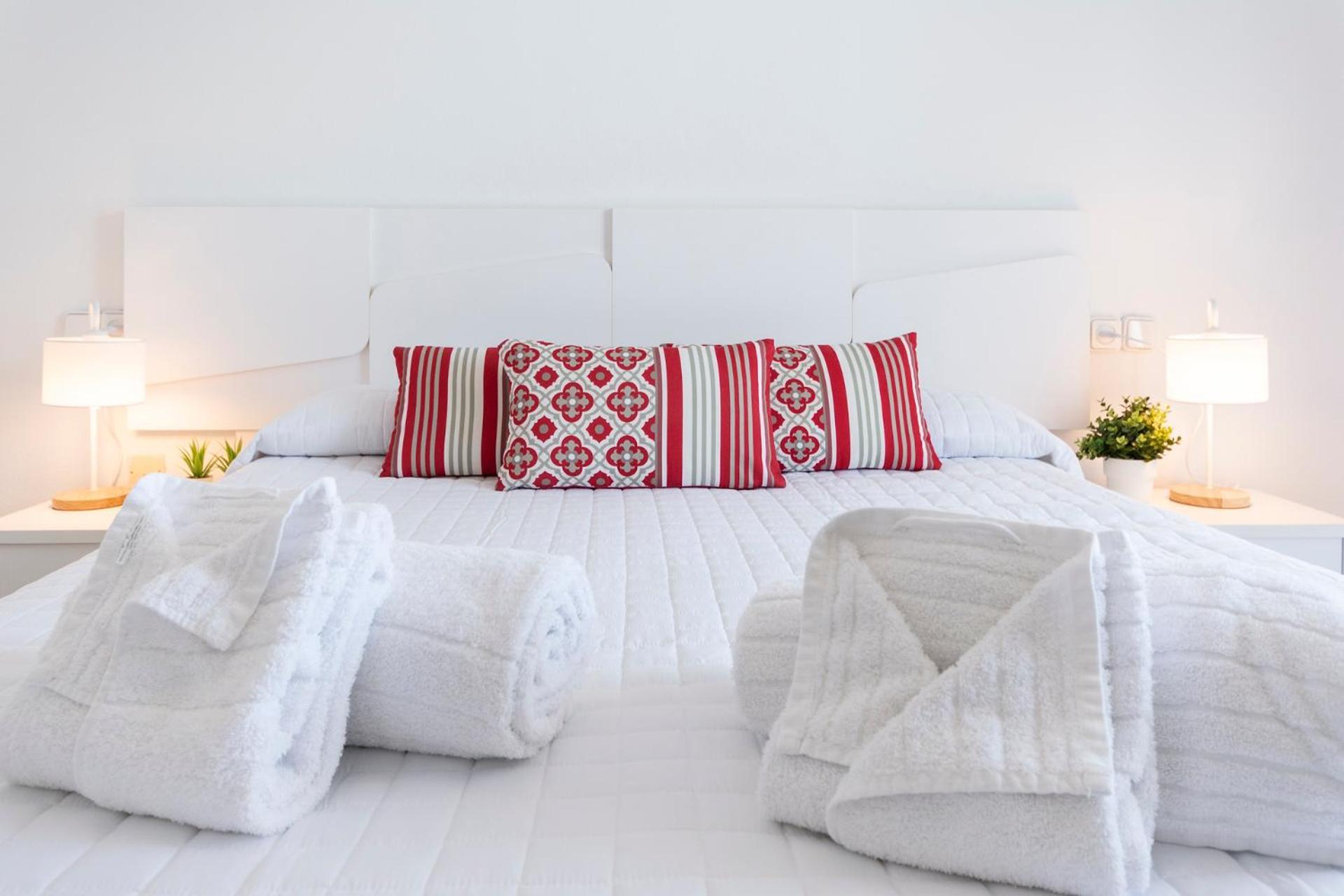 Ag Eden Resort غانديا المظهر الخارجي الصورة